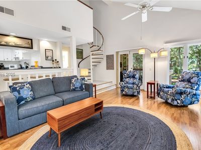 20 Queens Folly Rd UNIT 1660