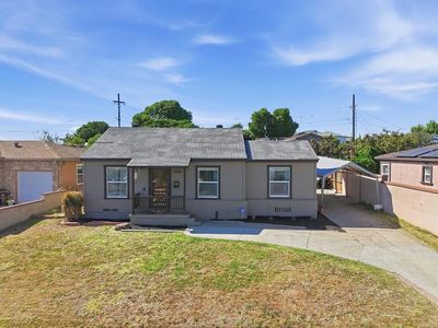5260 La Paz Dr