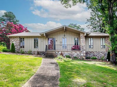 29 Coachlight Dr