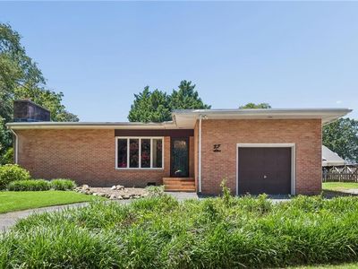 27 Hertzler Rd