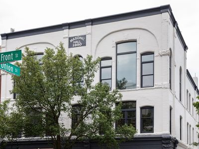 100 E Front St #201