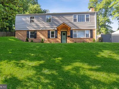 2805 Hillcrest Pkwy
