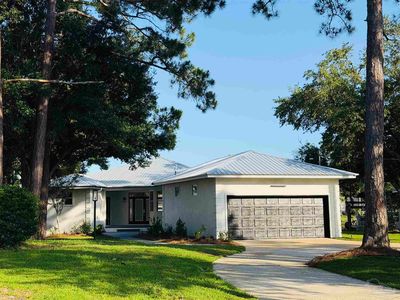 23 Neptune Dr