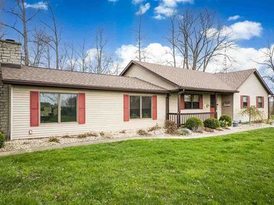 9044 N Round Barn Rd