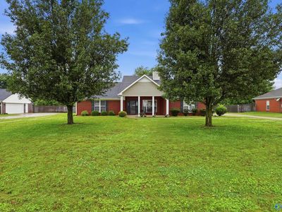 104 Autumn Glaze Dr