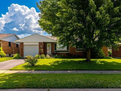 538 Palmerston Dr
