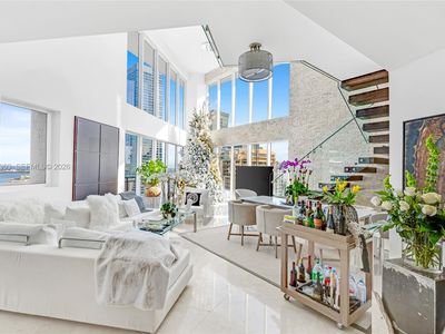 60 SW 13th St APT 3200