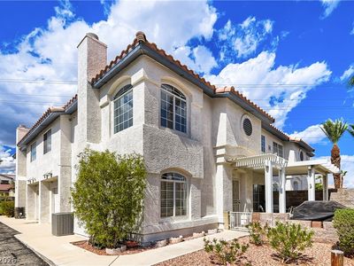 8212 Dream Star Ct