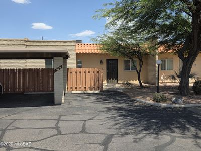 925 S Pantano Pkwy