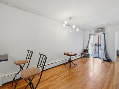 278 Monmouth St #2L