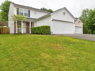126 River Run Ct