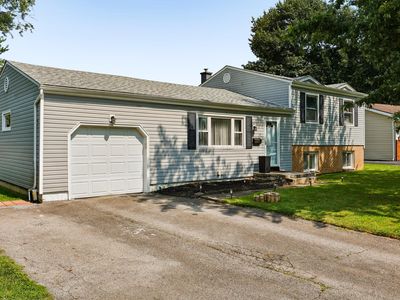 866 Hunt Valley Dr