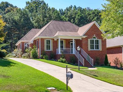513 Magnolia Crest Cir