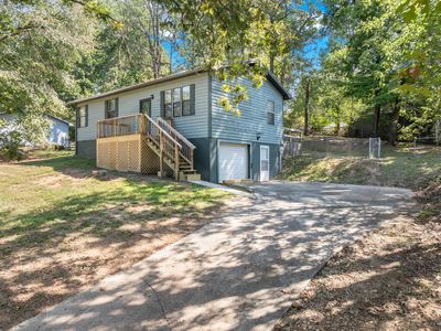 1975 Quail Hollow Rd