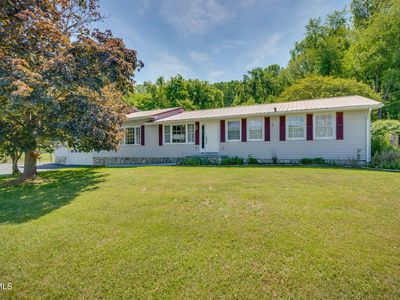 638 Elm Ave