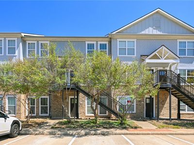 1725 Harvey Mitchell Pkwy S APT 1628
