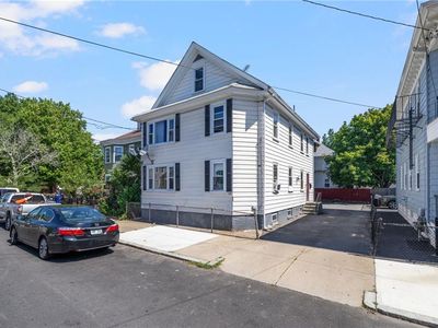 33 Moorefield St