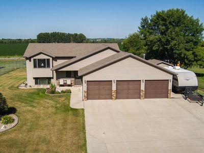 3720 W Princeton Ave