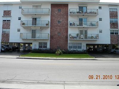 2010 Fillmore St APT 201