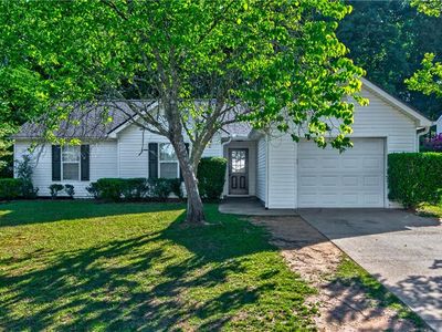 Property at 5135 Hillcrest Glenn Dr, Sugar Hill, GA