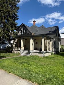 238 & 242 S 5th St E