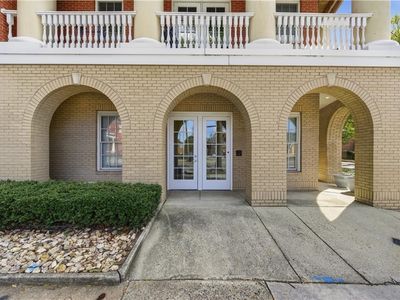 450 W Princess Anne Rd UNIT 208