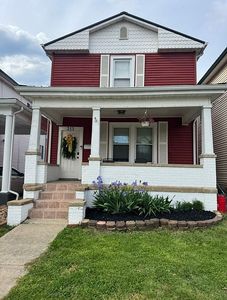 213 4th St