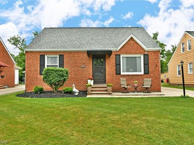 1239 Churchill Rd