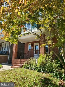 1033 N Clayton St #1033