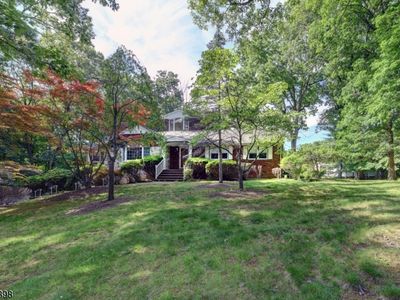 34 Knoll Rd
