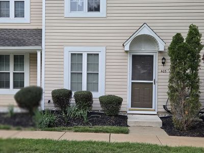405 Paddock Ct #405