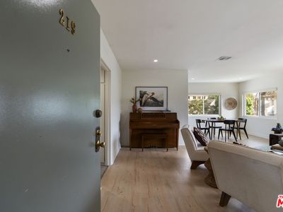 5055 Coldwater Canyon Ave APT 219