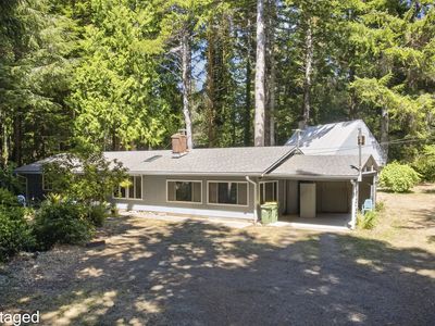 5665 Peninsula Rd
