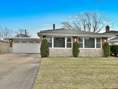 575 Bedford Ln