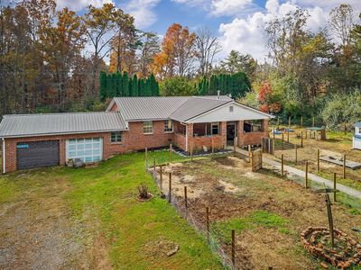 345 J W Farris Dr