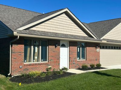 1215 Ashford Dr