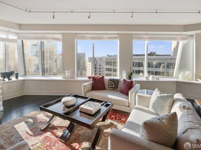 188 Minna St APT 36B