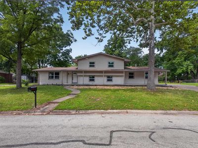 1941 Indian Trail Dr