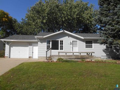 Property at 4105 S Holbrook Ave, Sioux Falls, SD