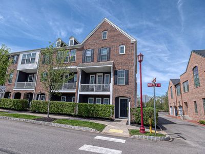 119 Meeder Ln