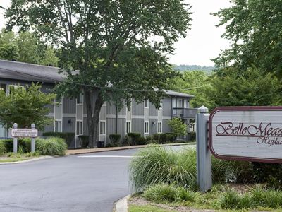 21 Vaughns Gap Rd APT 20