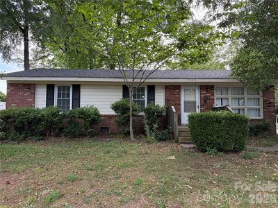 749 Edgerton Dr
