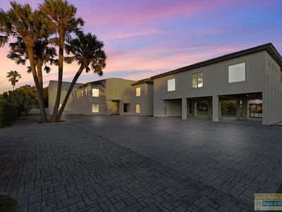 137 Ruben M Torres Blvd