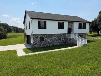 124 Hillard Rd