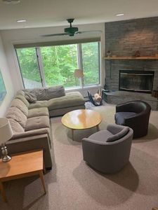 16 Trailside Executive 16