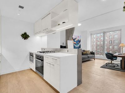 252 South St #11F