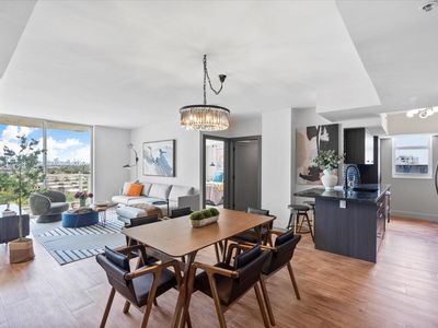 5077 NW 7th St APT 1117