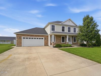 Property at 1715 Wildwood Ct, Wapakoneta, OH