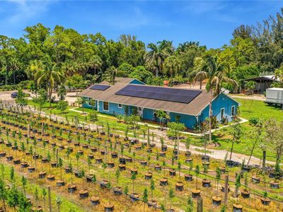 2587 E Rd