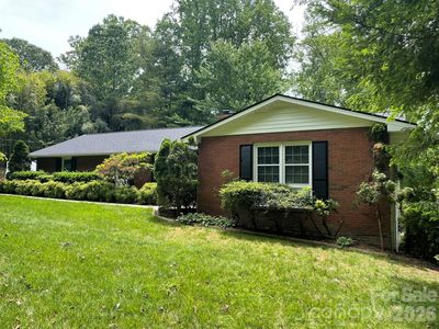 38 Westridge Dr
